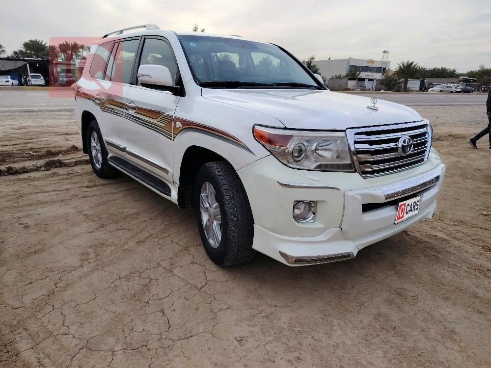 تويوتا لاندكروزر